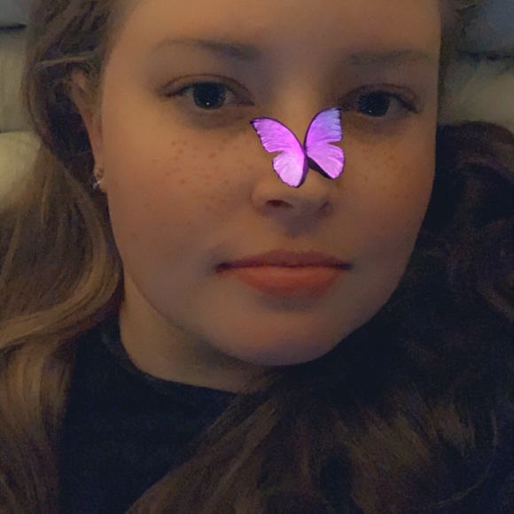 Meet your Posher, Lauren - Picture 1 of 1